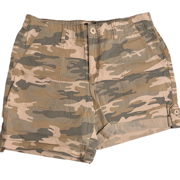 Sanctuary Pants - Sanctuary Women's Camo Utility Shorts in Tan and Olive